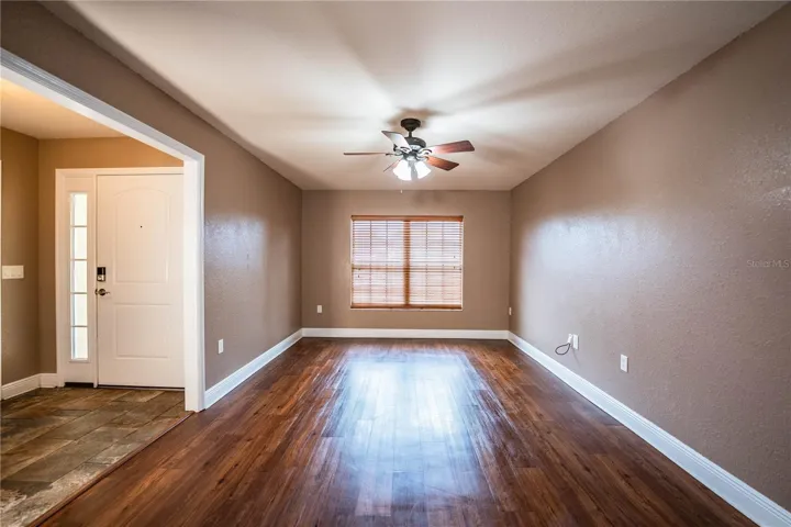 Bonus room/office/den