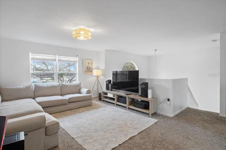 2nd Floor Loft/Family Room