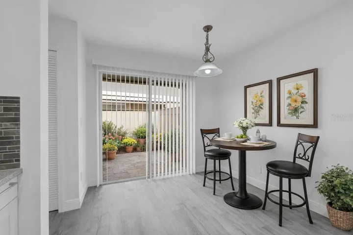 Virtually Staged - Eat-in Kitchen