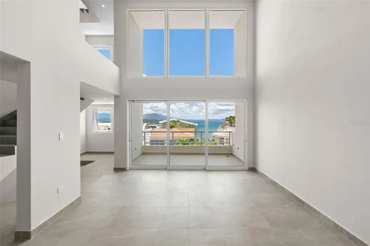 Representative photo- not actual unit. Design / features may vary.