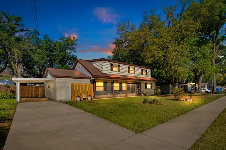 4/2 Brandon home w/ No HOA!