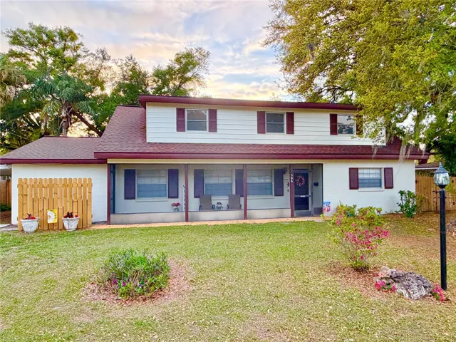 4/2 Brandon home w/ No HOA!