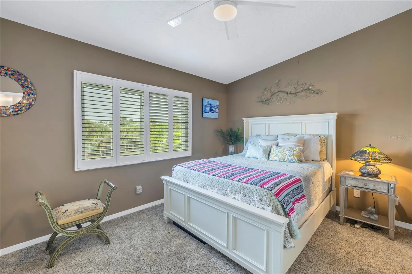 3rd floor guest room