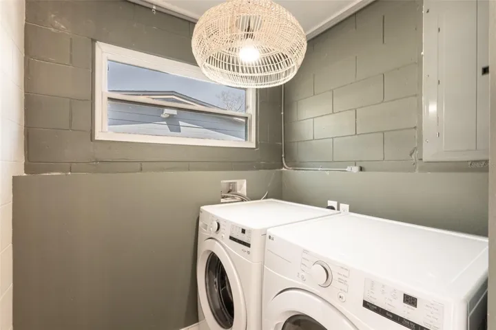 Bathroom 3 & Laundry