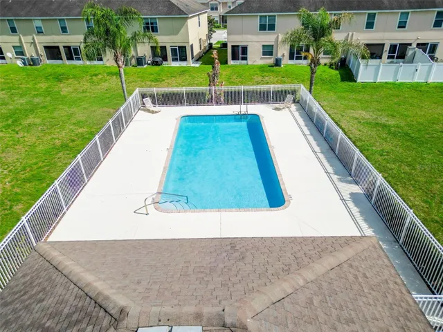 Community pool