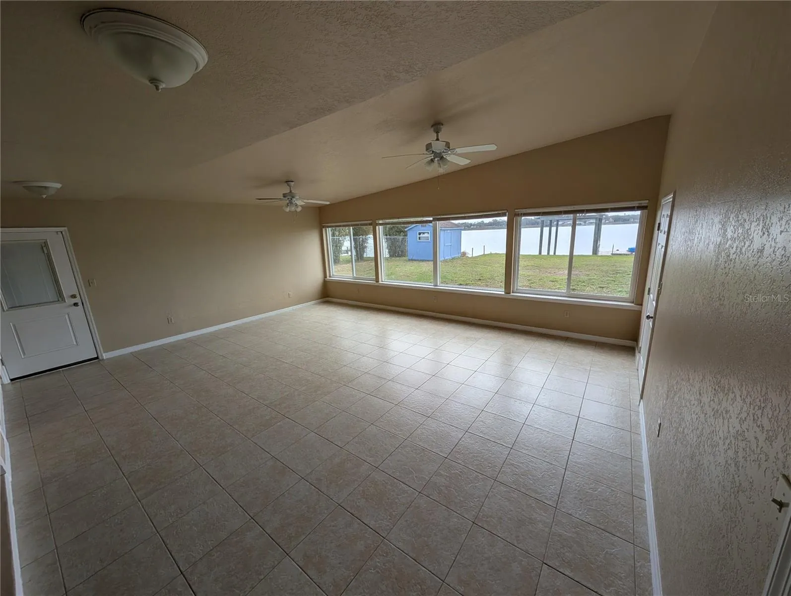 Family Room S.E. Lake  View