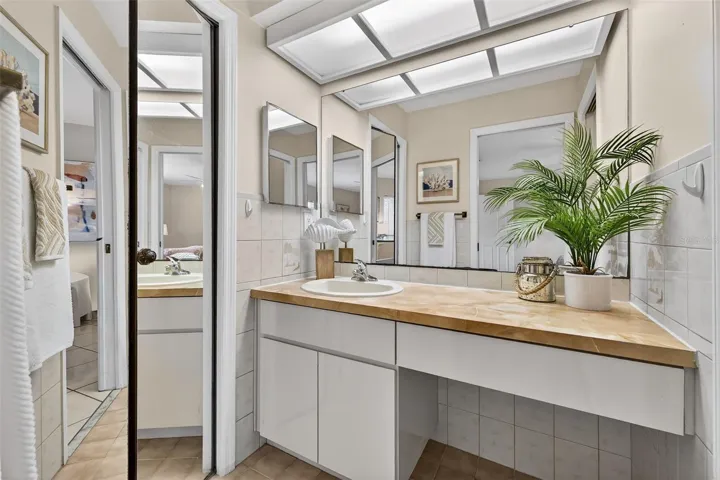 Primary en suite