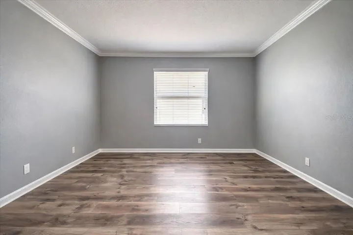 FLEX ROOM Virtually removed furniture/belongings
