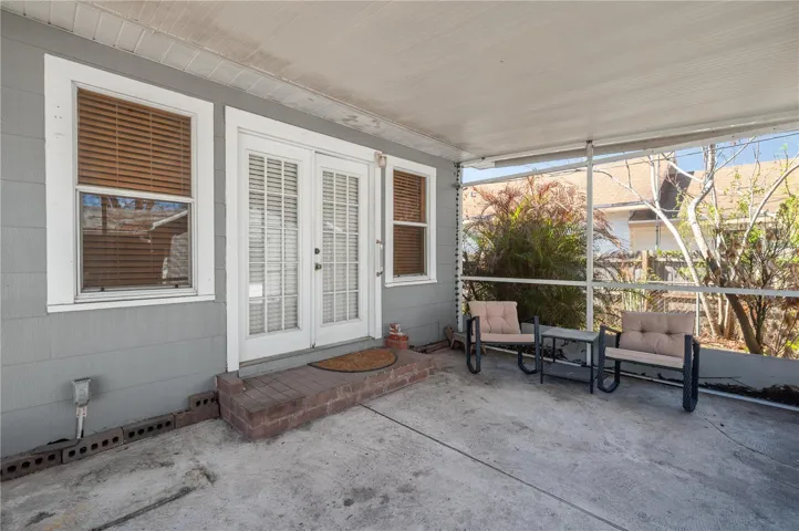 SCREENED PORCH