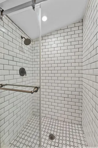 primary shower