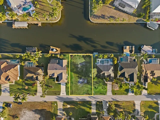 Gulf access lot in SW Cape Coral