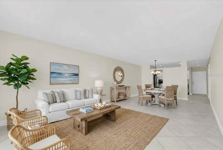Living/Dining Room