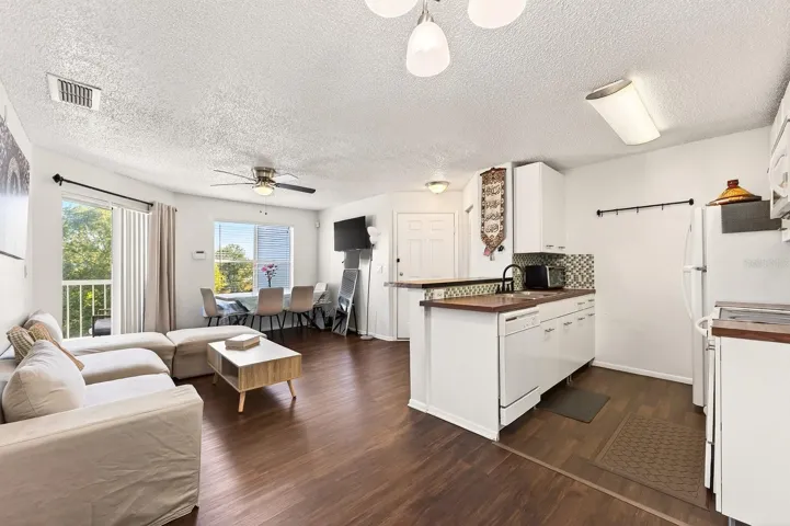 Light, bright, open concept!