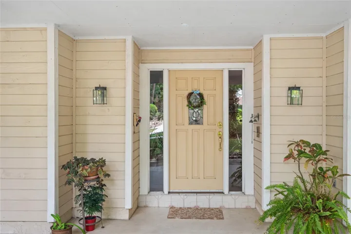 Covered entry on all side