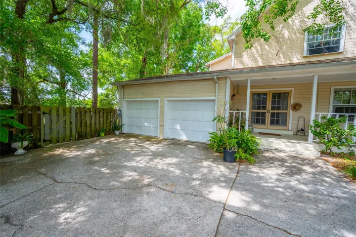 Garage on left side
