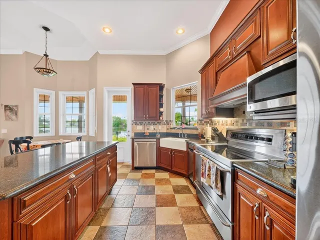 Gourmet Kitchen
