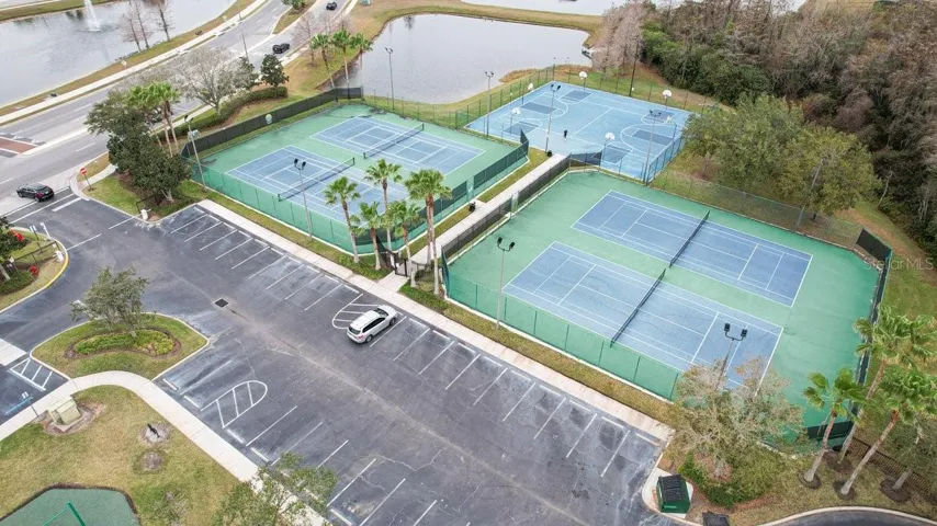 Community Tennis & Basketball Courts