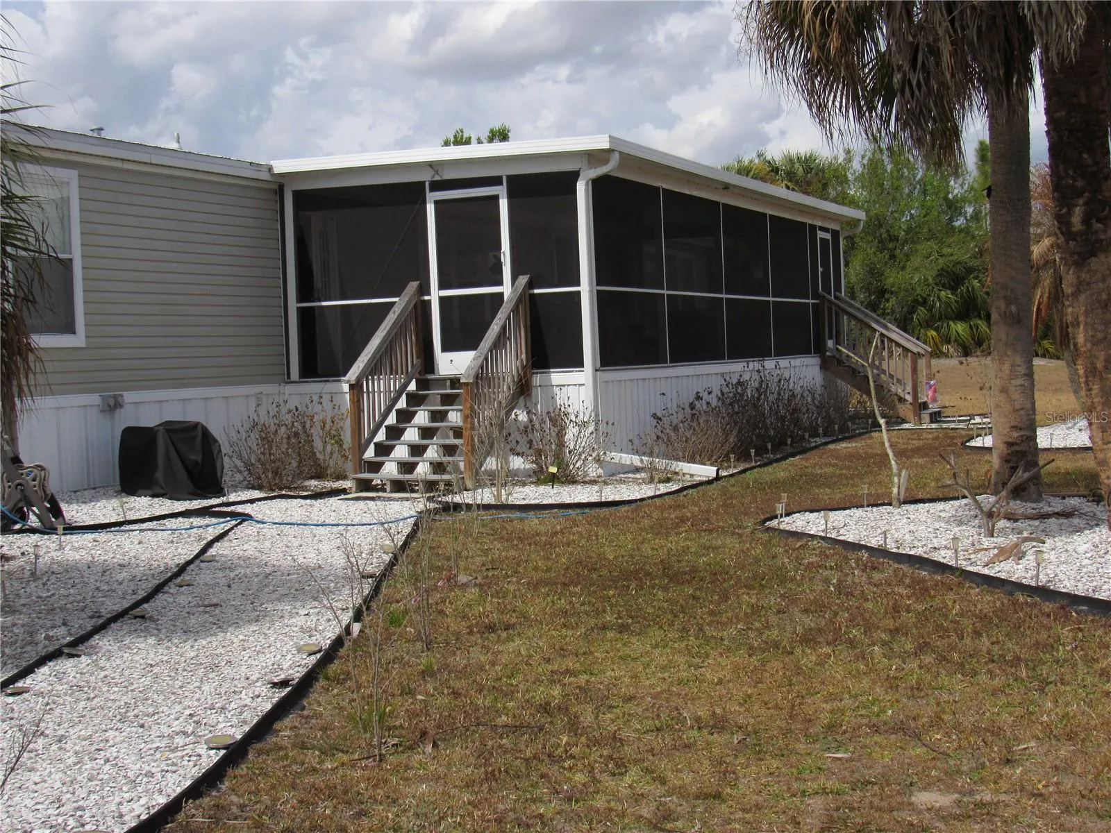 42 x 13 Screened porch with trex flooring