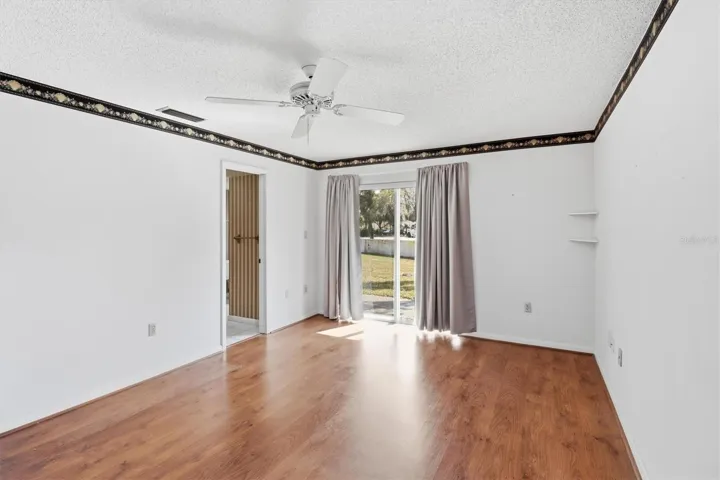 Large primary bedroom