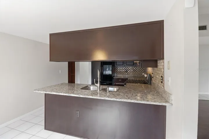 Breakfast bar
