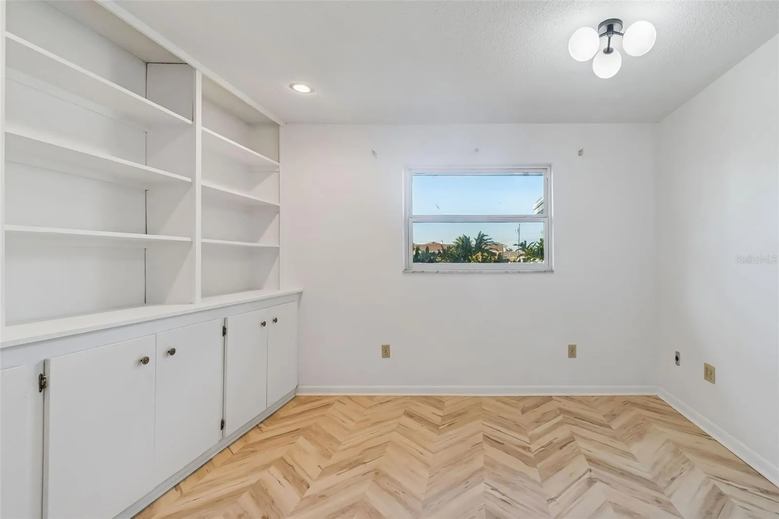 Built-ins in office