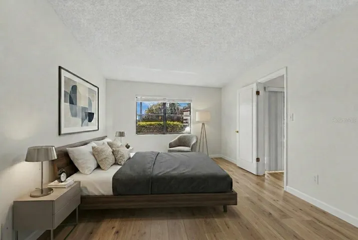 Master Bedroom Virtual Stage