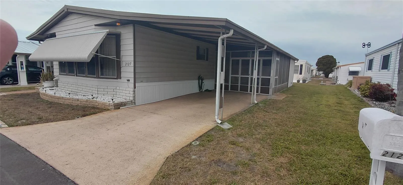 Side/Carport