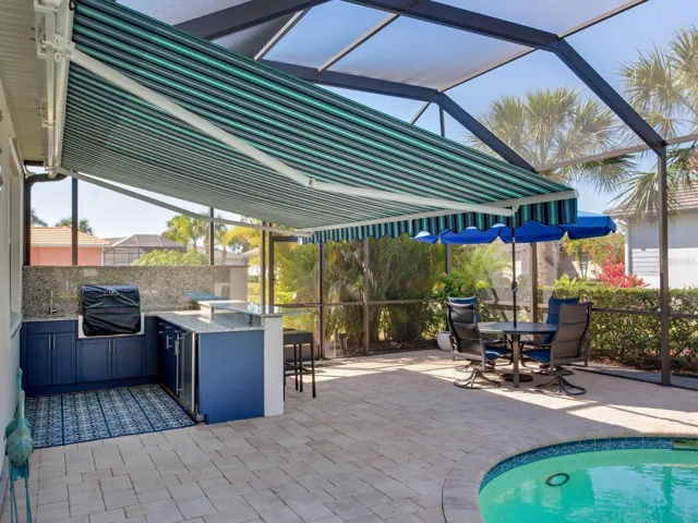 Outdoor Kitchen