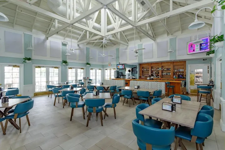 Community Bar & Grill