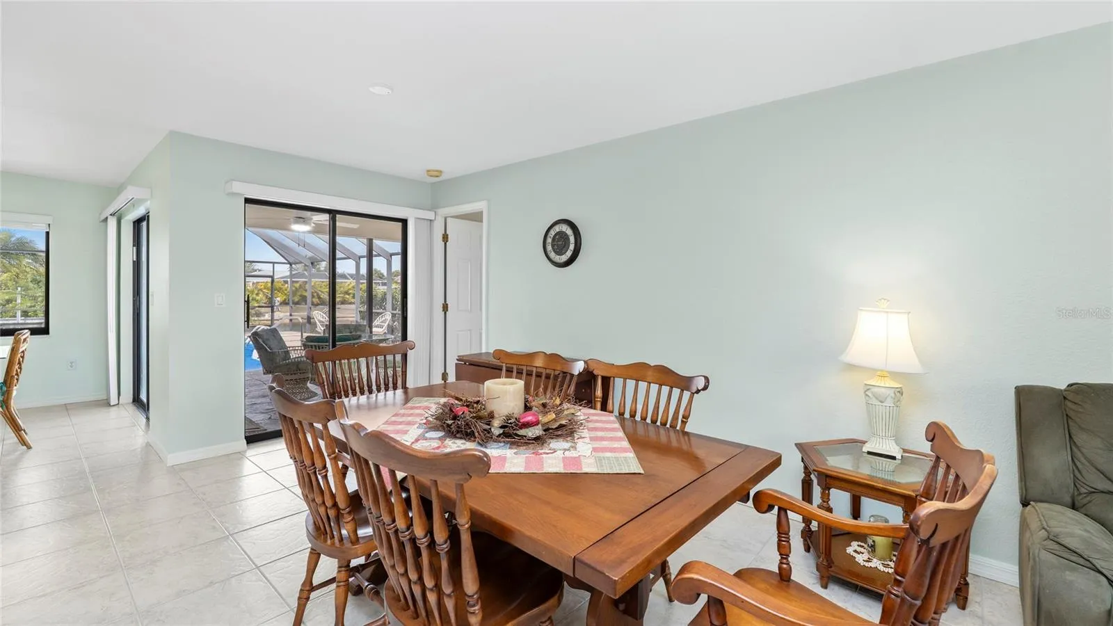 Dining room area
