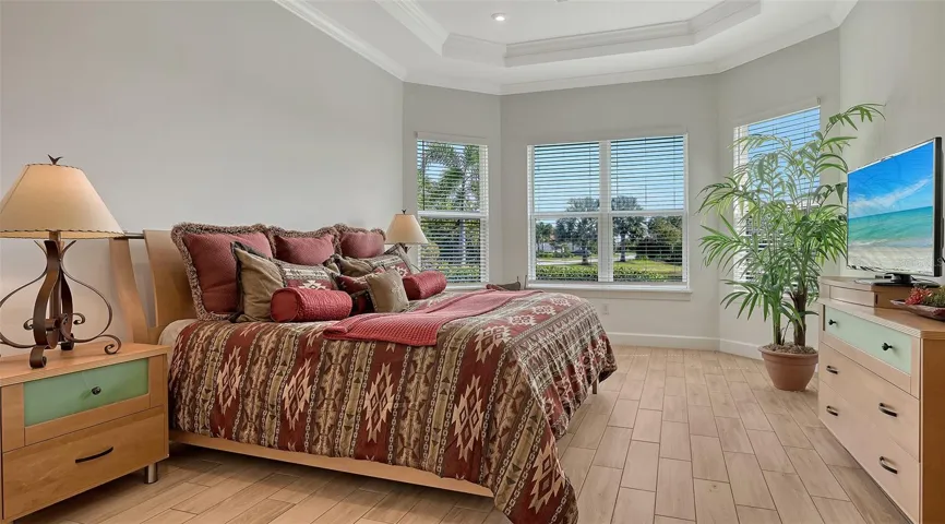 Primary suite
