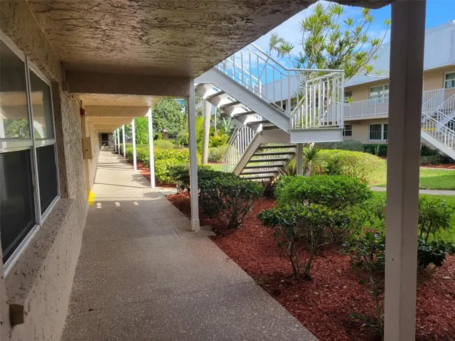 Fr Walk Way