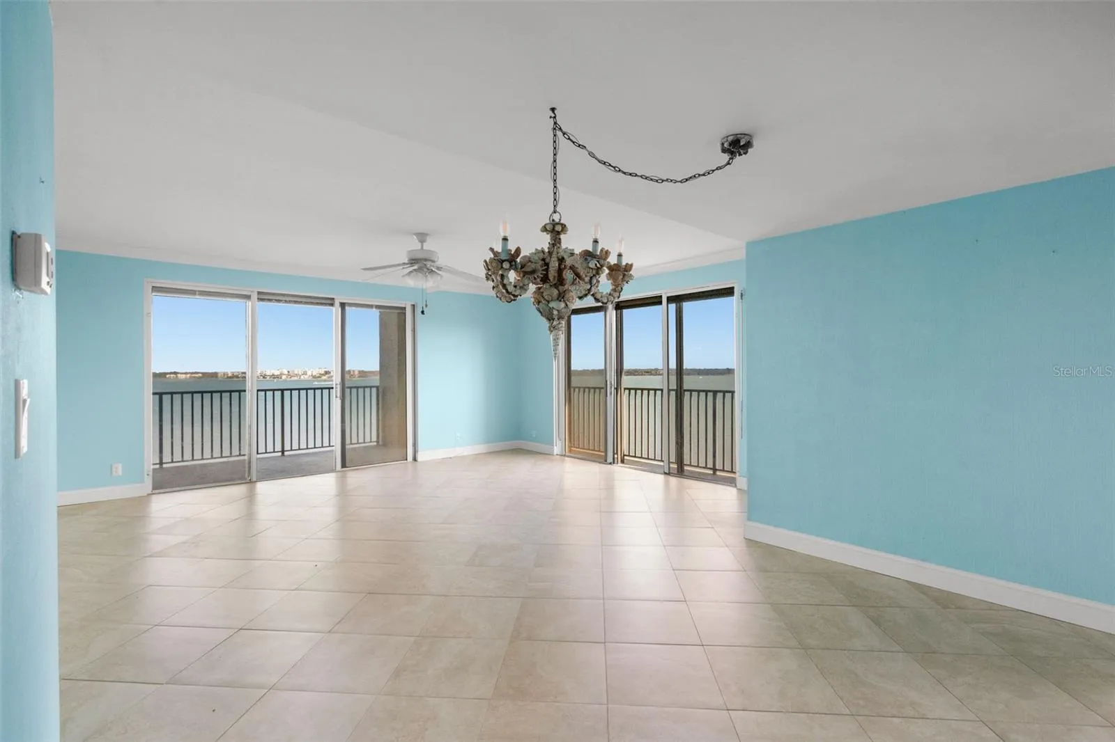 West living room and dining area