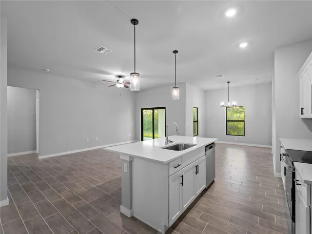 Kitchen/Living Room