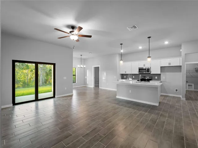 Kitchen/Living Room