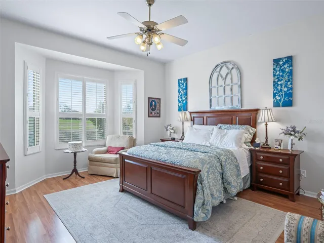 Primary Suite w/Bay Windows