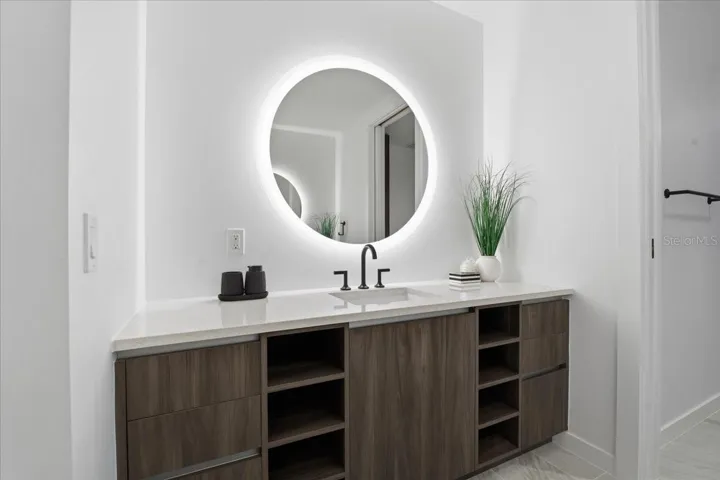 YOU WILL LOVE THIS SPACIOUS BATHROOM!