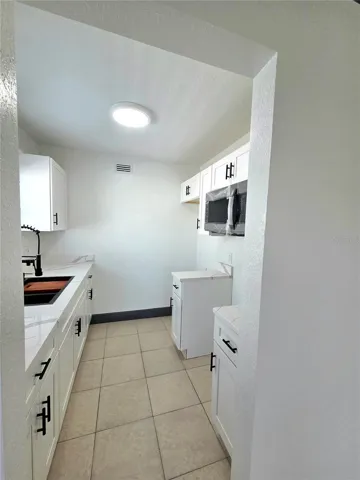 NEW KITCHEN