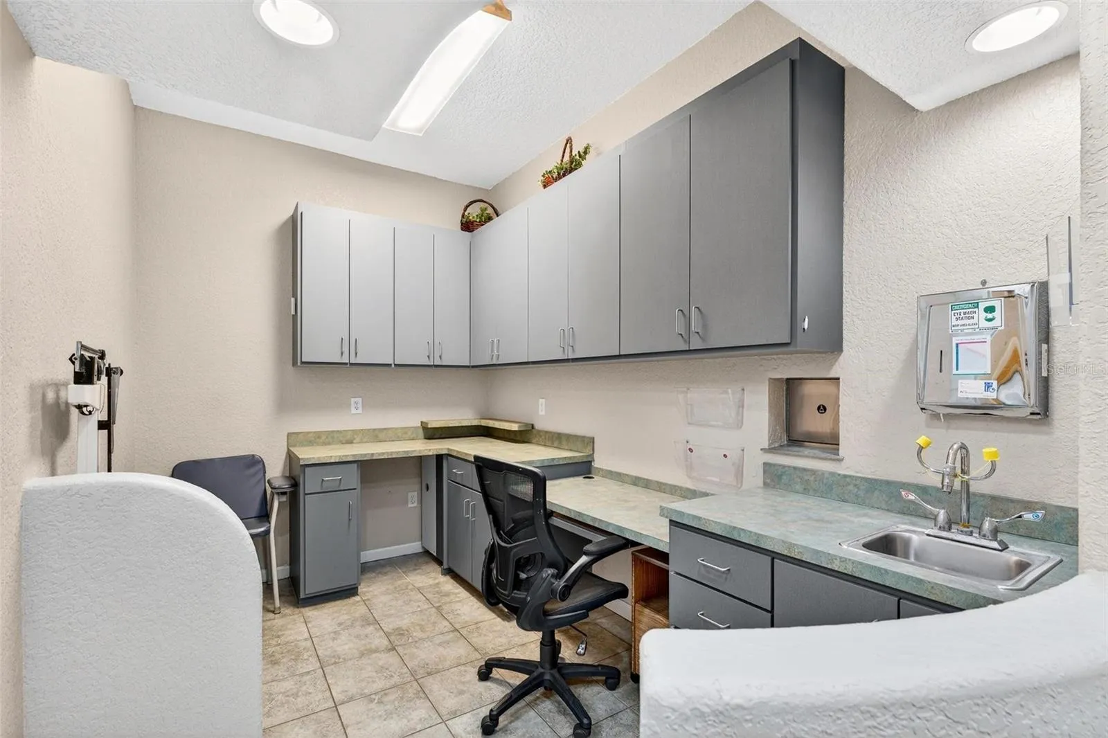 Nursing station