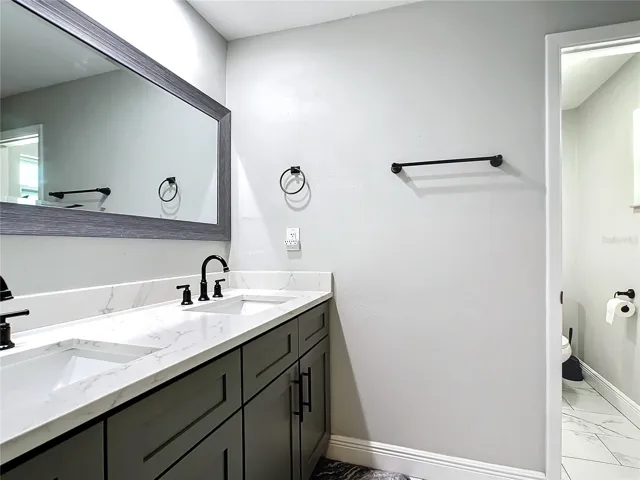 Primary En Suite