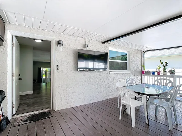 Two Level Screened Outdoor Living Space
