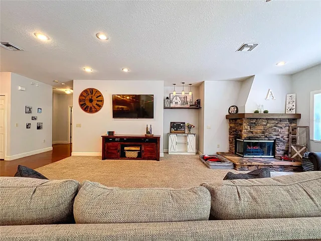 ELECTRIC FIREPLACE