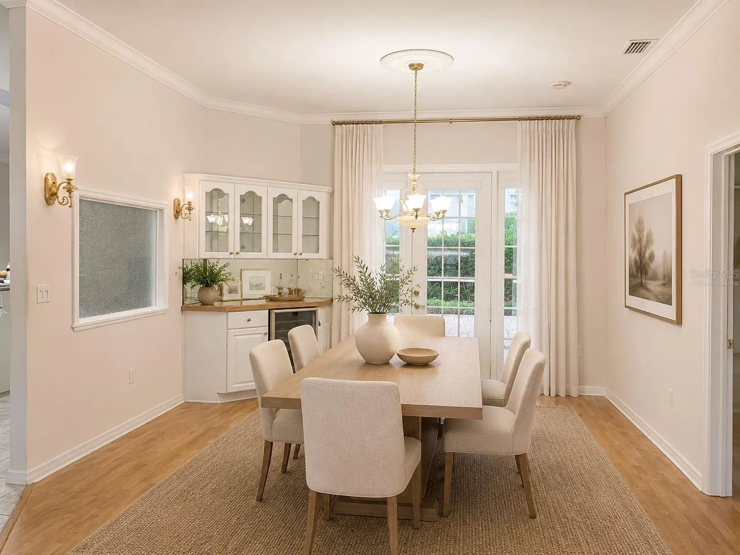 Dining Room Virtually staged
