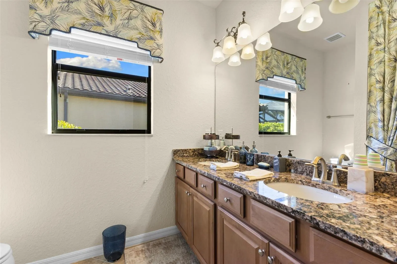 Guest Bathrom