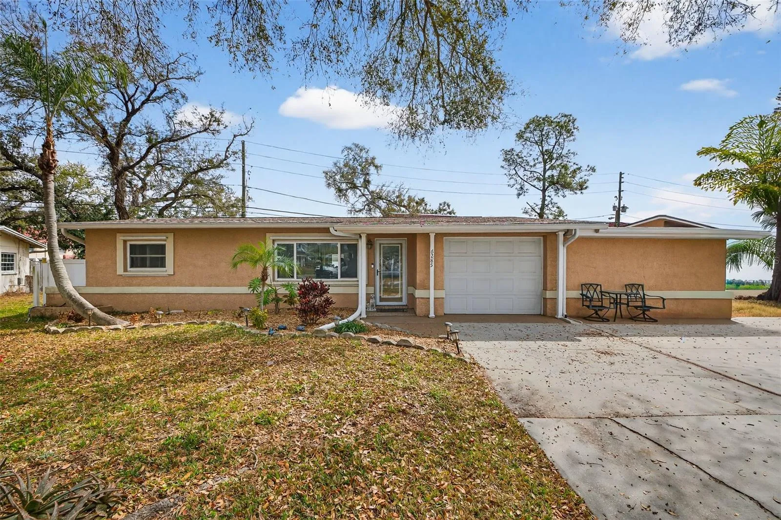 Welcome to 6285 101st Way