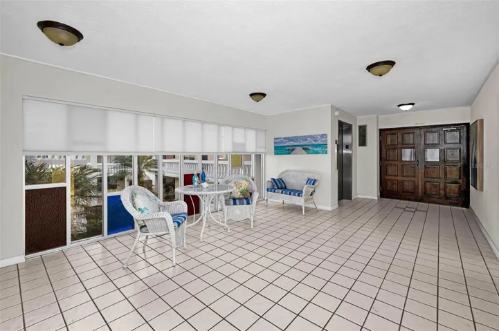 SECOND FLOOR LOBBY