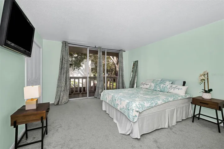 BALCONY BEDROOM
