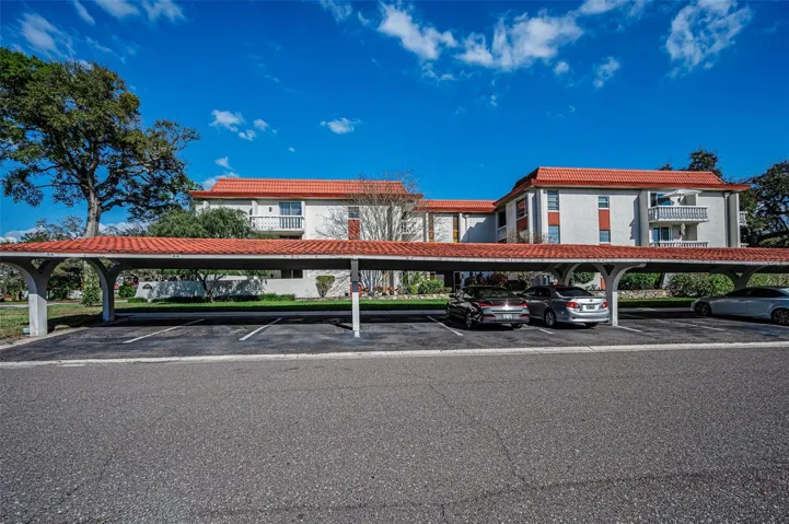 Covered Parking, Parking spot in front of entrance