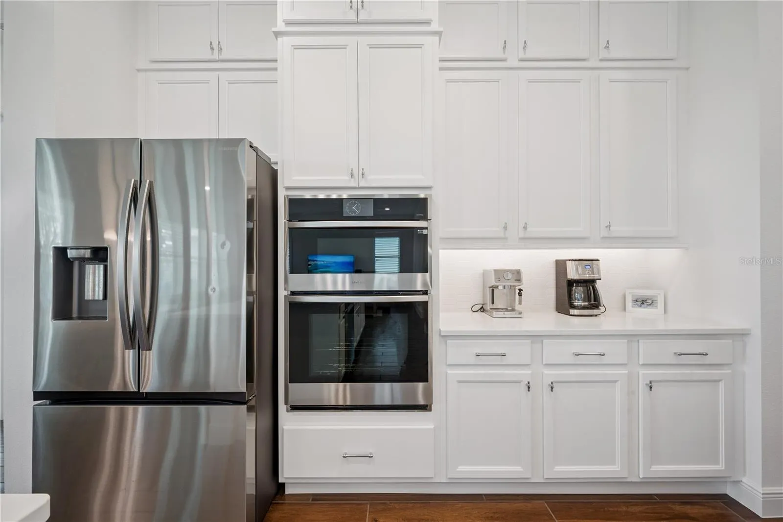 Built-in oven and microwave