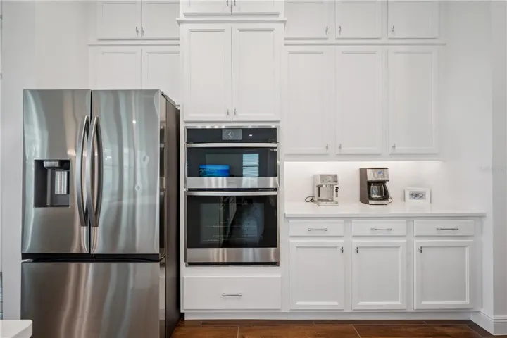 Built-in oven and microwave